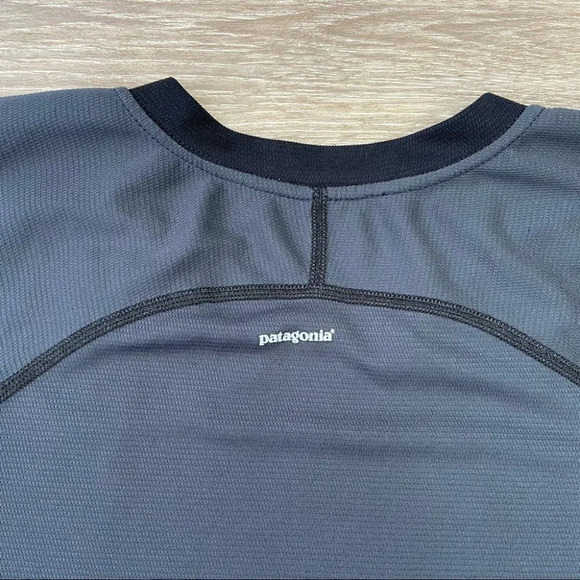 Patagonia Capilene Base Layer V Neck Top - Picture 9 of 13